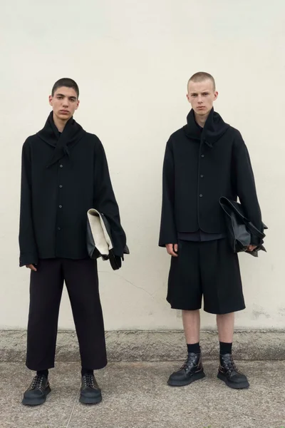 Look 24